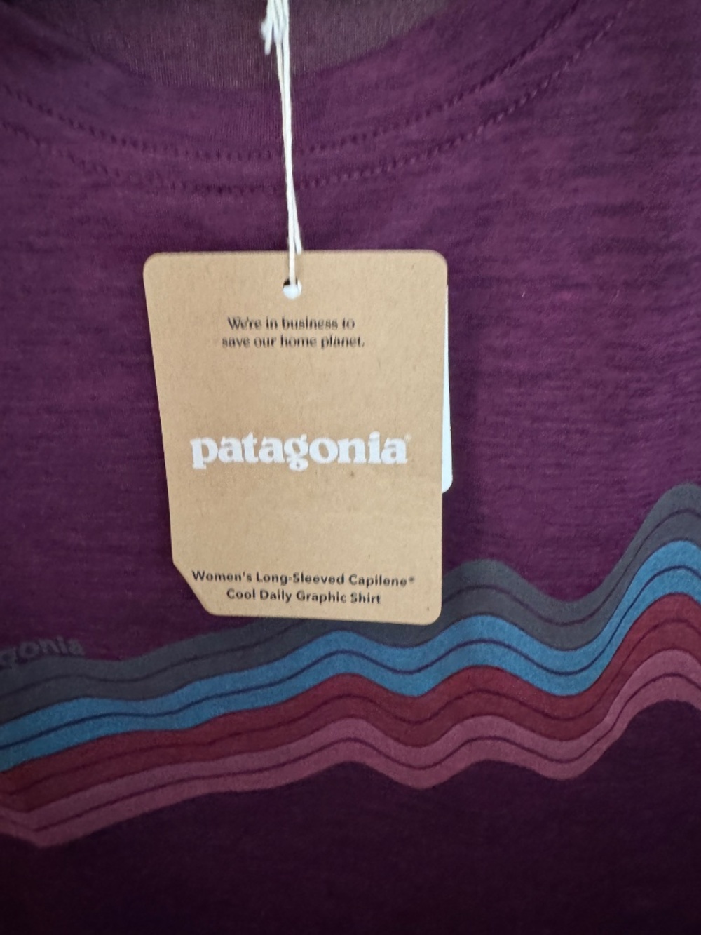 NWT Patagonia Long-Sleeved Capilene Cool Daily Graphic Shirt Women's Sz M - Picture 4 of 6